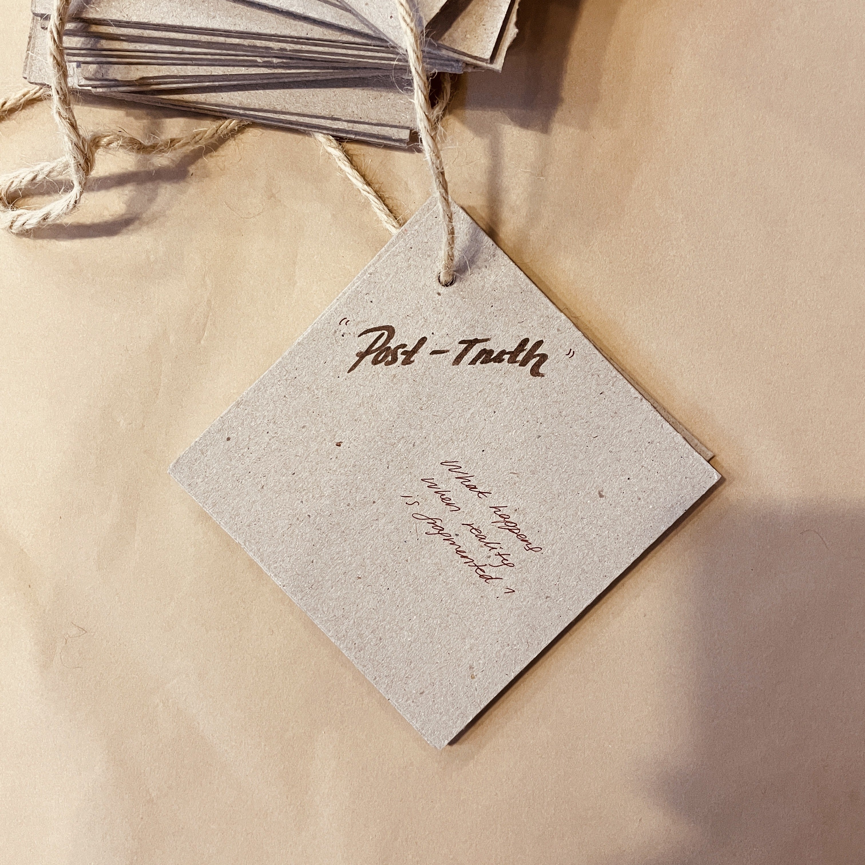 Post-Truth - Unikt værk 80x100 cm